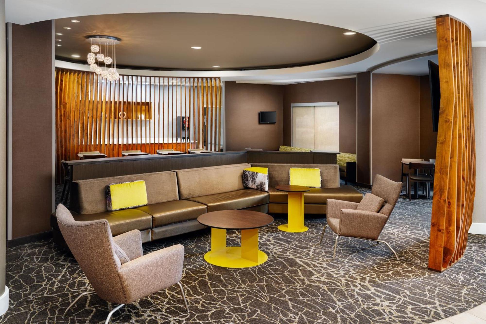 Springhill Suites Boulder Лонгмънт Екстериор снимка