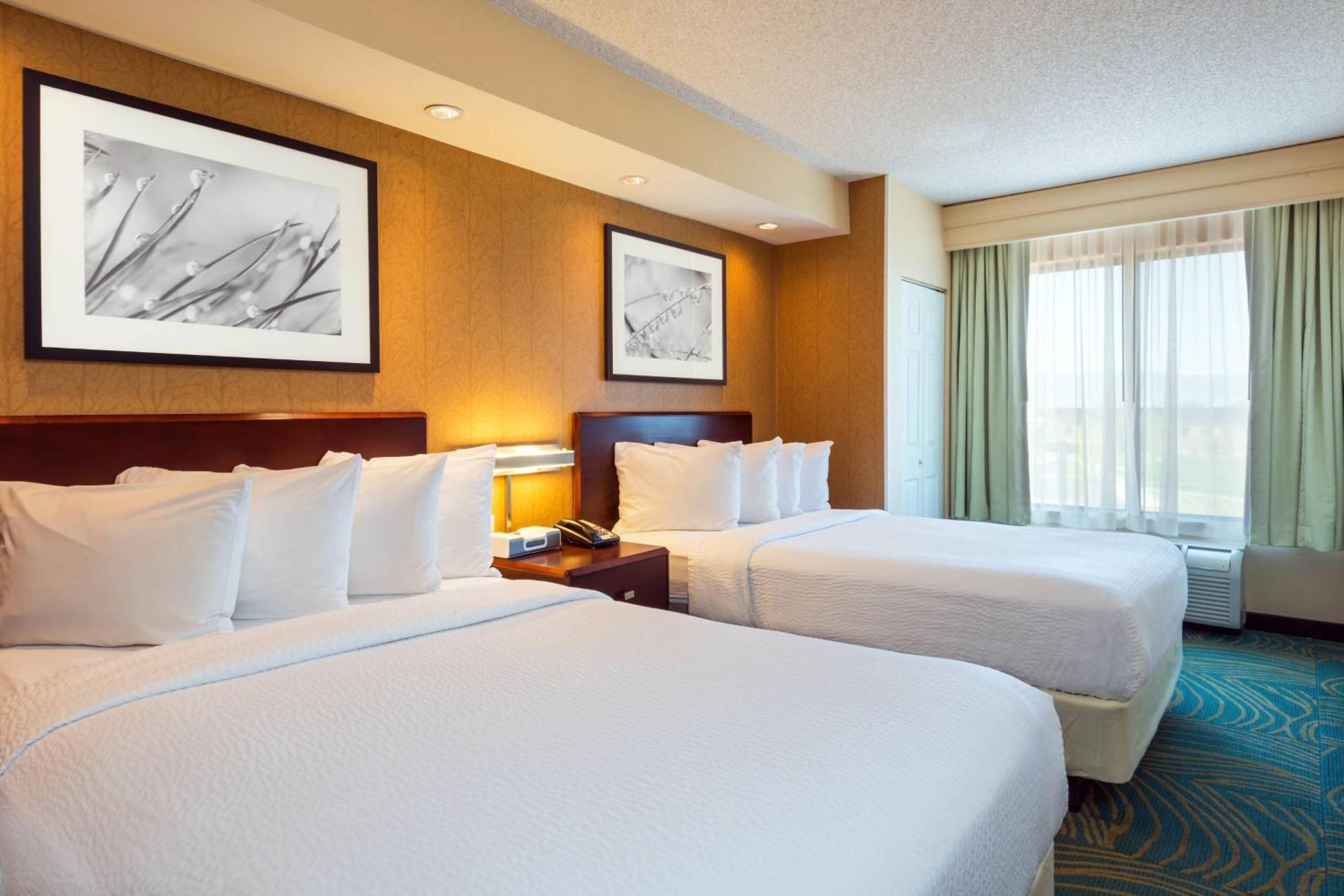 Springhill Suites Boulder Лонгмънт Екстериор снимка